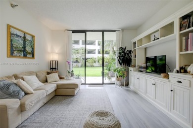Beach Condo For Sale in Aventura, Florida