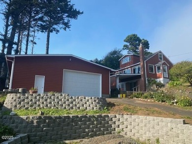 Beach Home For Sale in Lincoln City, Oregon