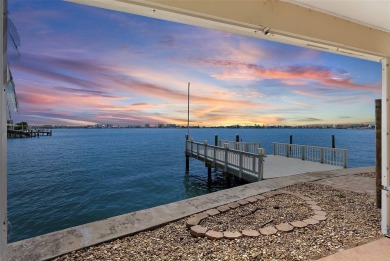 Beach Condo For Sale in St. Petersburg, Florida