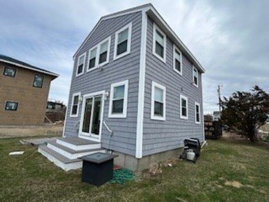 Beach Home For Sale in Jamestown, Rhode Island