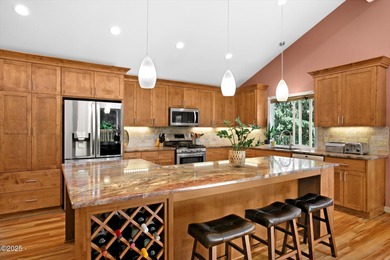 Beach Home For Sale in Lincoln City, Oregon