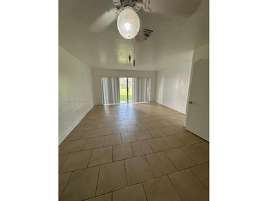 Beach Townhome/Townhouse For Sale in Miami, Florida