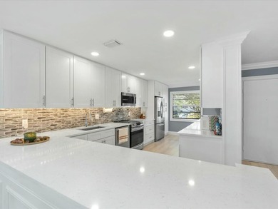 Beach Condo Active Under Contract in Boynton Beach, Florida