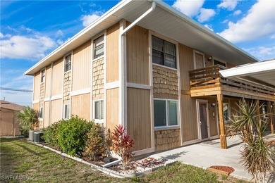 Beach Condo For Sale in Cape Coral, Florida