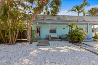Beach Condo For Sale in Holmes Beach, Florida