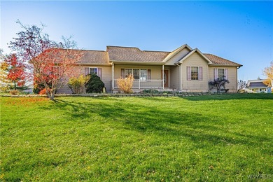 Beach Home For Sale in Barker, New York