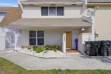 Beach Townhome/Townhouse For Sale in North Lauderdale, Florida