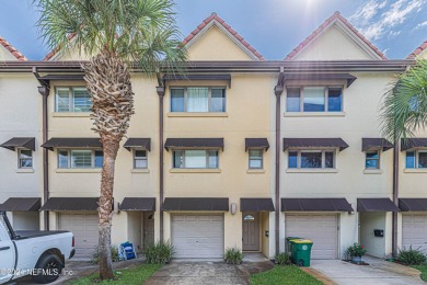 Beach Townhome/Townhouse For Sale in Jacksonville Beach, Florida