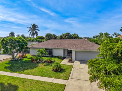 Beach Home For Sale in Marco Island, Florida