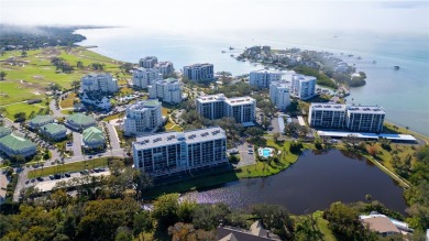 Beach Condo For Sale in Belleair Beach, Florida