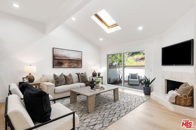 Beach Condo Active Under Contract in Pacific Palisades, California