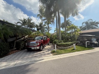 Beach Lot For Sale in Port Saint Lucie, Florida