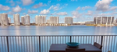 Beach Condo For Sale in Sunny Isles Beach, Florida