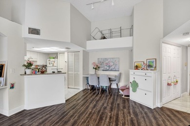 Beach Condo For Sale in Royal Palm Beach, Florida