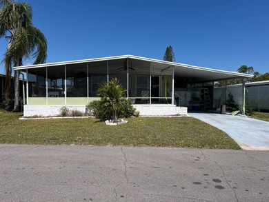 Beach Home For Sale in Sarasota, Florida