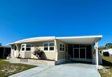 Beach Home For Sale in Nokomis, Florida