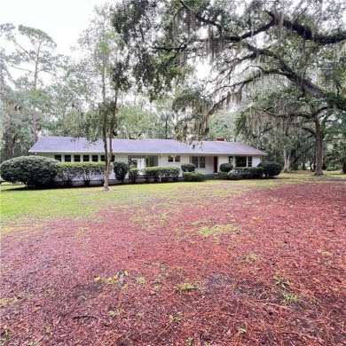 Beach Home For Sale in Brunswick, Georgia