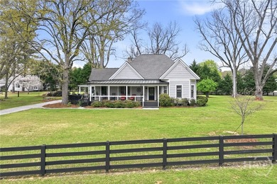 Beach Home For Sale in Watkinsville, Georgia