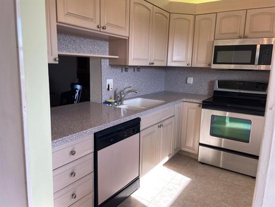 Beach Condo For Sale in Boynton Beach, Florida