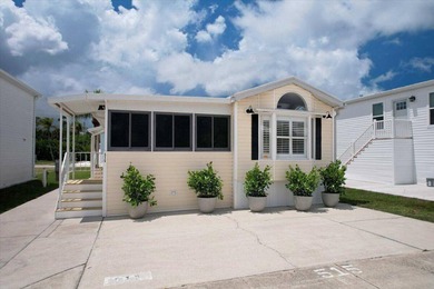 Beach Home For Sale in Fort Myers, Florida