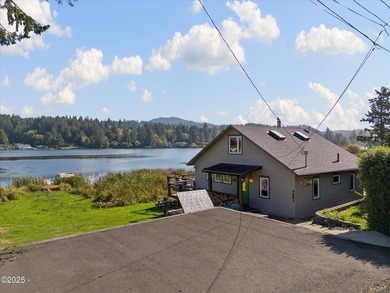 Beach Home For Sale in Neotsu, Oregon