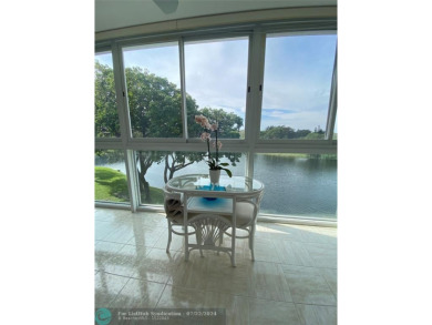 Beach Condo For Sale in Deerfield Beach, Florida