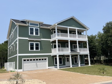 Beach Home For Sale in Corolla, North Carolina