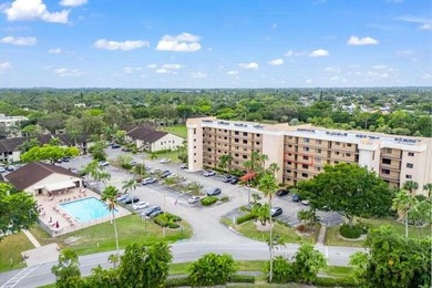 Beach Condo For Sale in Lake Worth, Florida