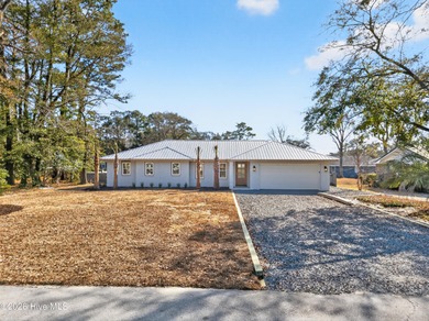 Beach Home For Sale in Sunset Beach, North Carolina