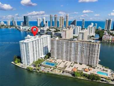 Beach Condo For Sale in Sunny Isles Beach, Florida