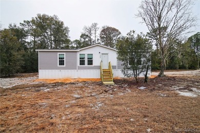 Beach Home For Sale in Crystal River, Florida