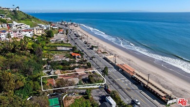 Beach Lot For Sale in Malibu, California