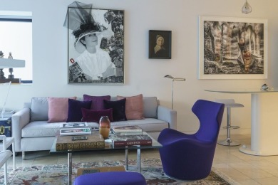 Beach Condo For Sale in Vancouver, 