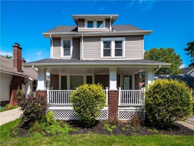 Beach Home For Sale in Lakewood, Ohio