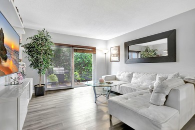 Beach Condo For Sale in Deerfield Beach, Florida