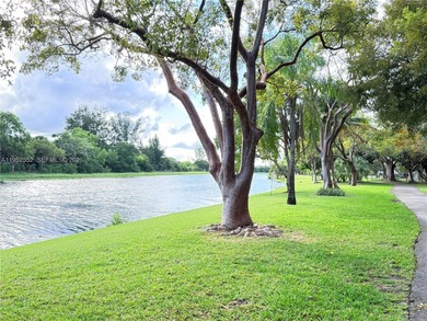 Beach Condo For Sale in Pompano Beach, Florida