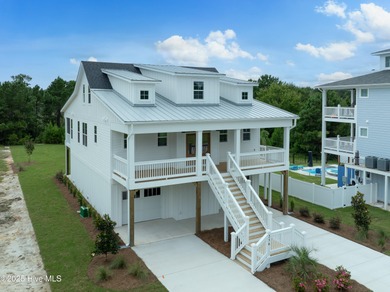 Beach Home For Sale in Holly Ridge, North Carolina