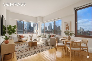 Beach Condo For Sale in New York, New York