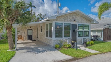 Beach Home Sale Pending in Bradenton, Florida