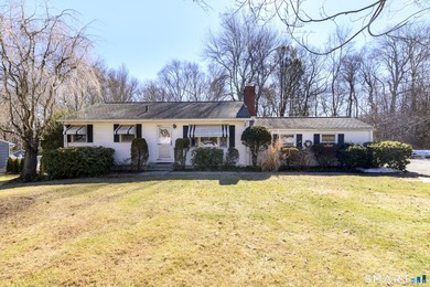 Beach Home Active Under Contract in Fairfield, Connecticut