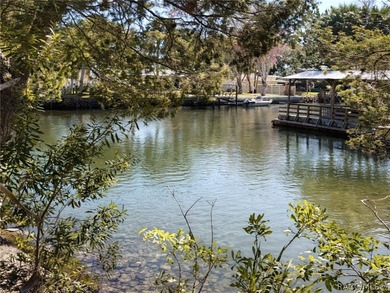 Beach Lot For Sale in Crystal River, Florida