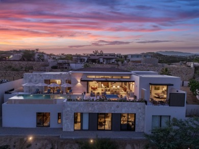 Beach Home For Sale in San Jose Corridor, 