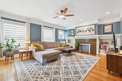 Beach Condo For Sale in Milwaukee, Wisconsin