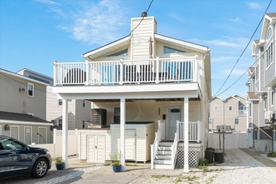 Beach Townhome/Townhouse For Sale in Sea Isle City, New Jersey
