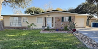 Beach Home For Sale in Portland, Texas