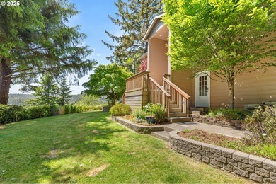 Home For Sale in Lincoln City image photo picture