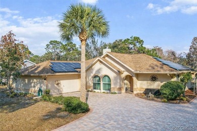 Beach Home For Sale in Crystal River, Florida