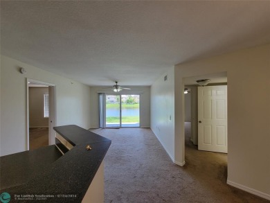 Beach Condo For Sale in West Palm Beach, Florida