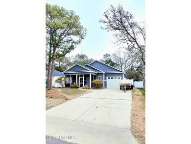 Beach Home For Sale in Oak Island, North Carolina