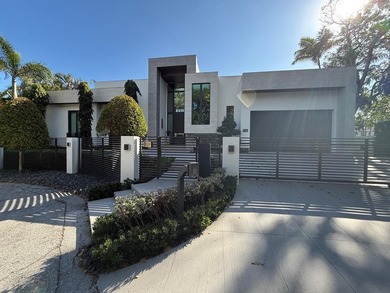 Beach Home For Sale in Fort Lauderdale, Florida